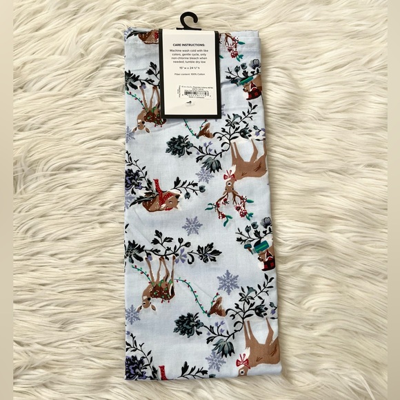 {Vera Bradley} Apron & Kitchen Towel Bundle in Merry Mischief Snow Day - NWT - Picture 6 of 7